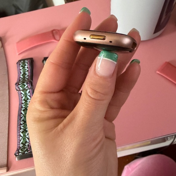 Fitbit Versa 4 - Picture 5 of 11